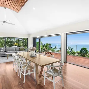 belle-escapes-trinity-blue-ocean-view-home.queenslandhotels.net/